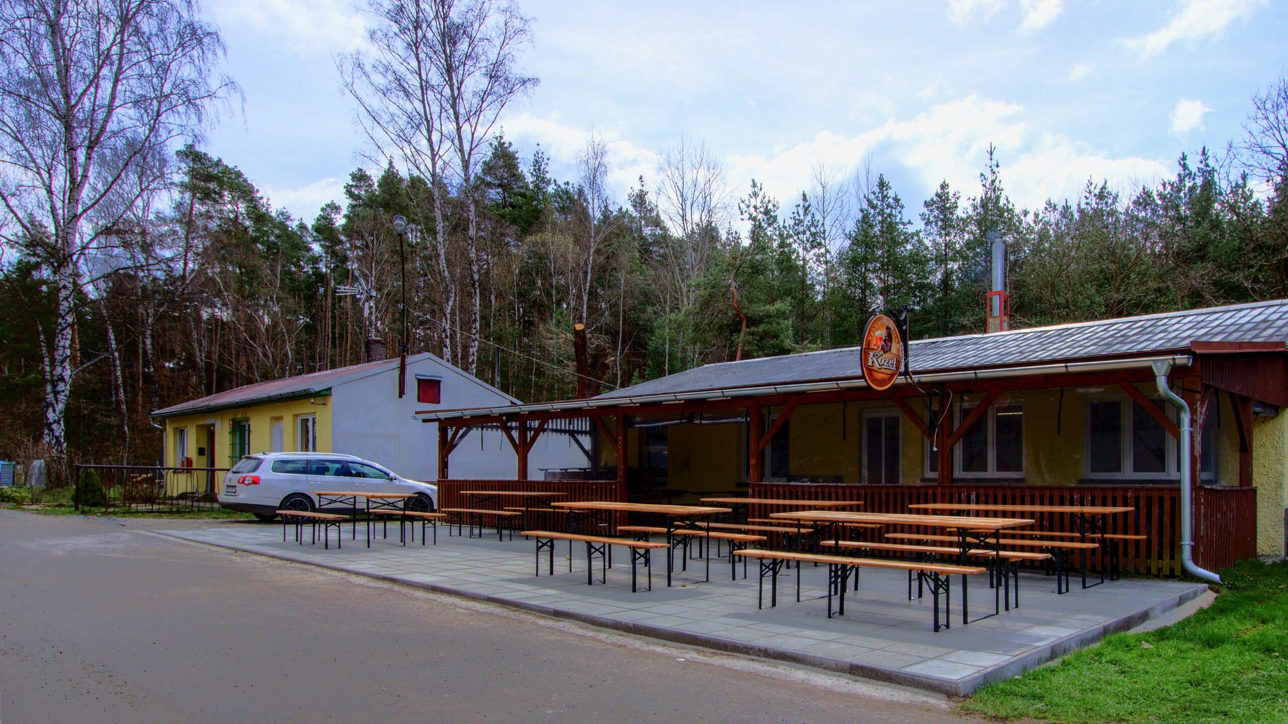 Kemp Pohoda - Restaurace a její venkovní posezení